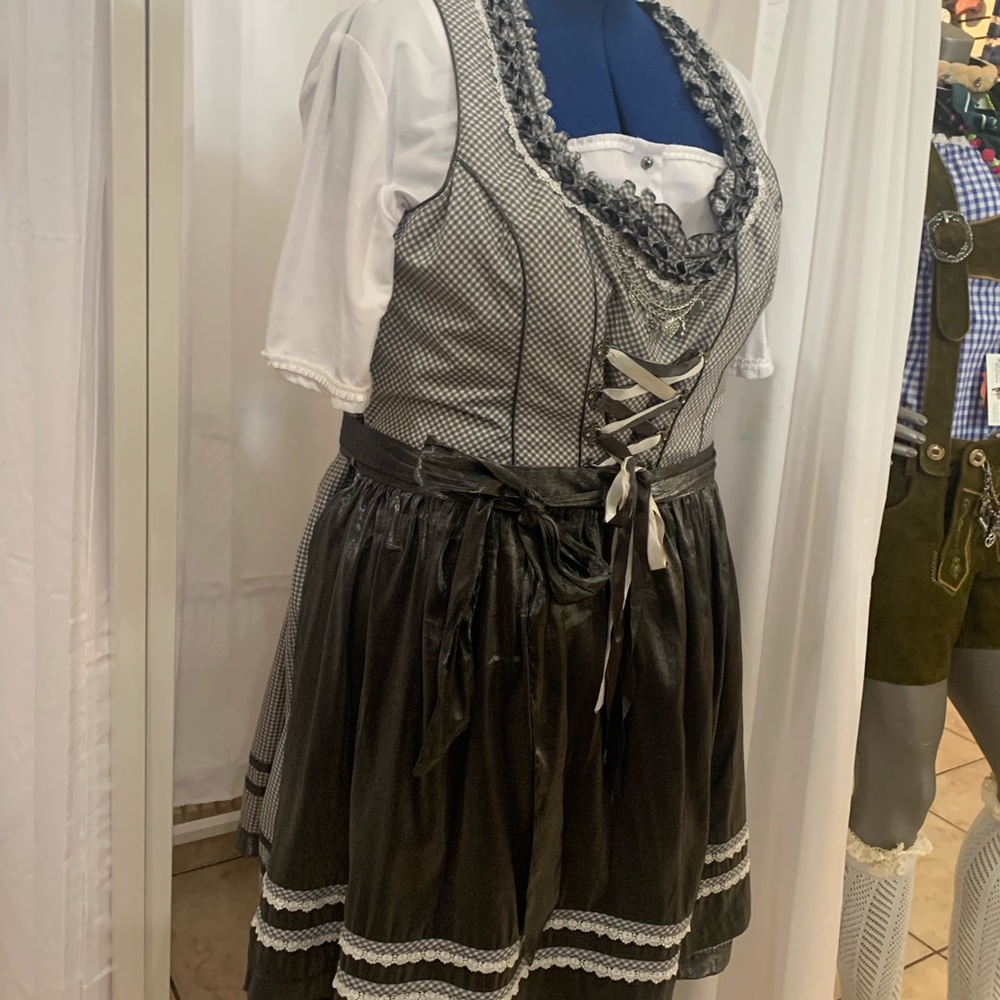 Alpenfeeling New German Dirndl Dress Oktoberfest